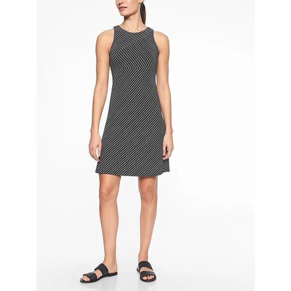 Athleta Santorini High Neck Mix Stripe in Black White Medium